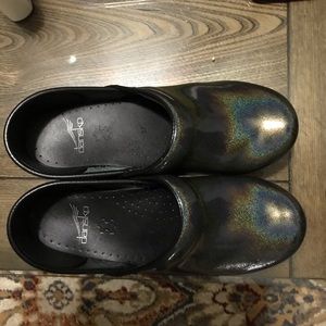 DANSKO SHOES SIZE 37